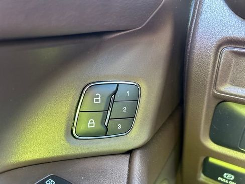 Used 2022 Ford Expedition Max King Ranch AWD/4WD image 36