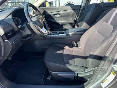 Used 2022 Nissan Sentra SV w/ Trunk Package FWD image 17