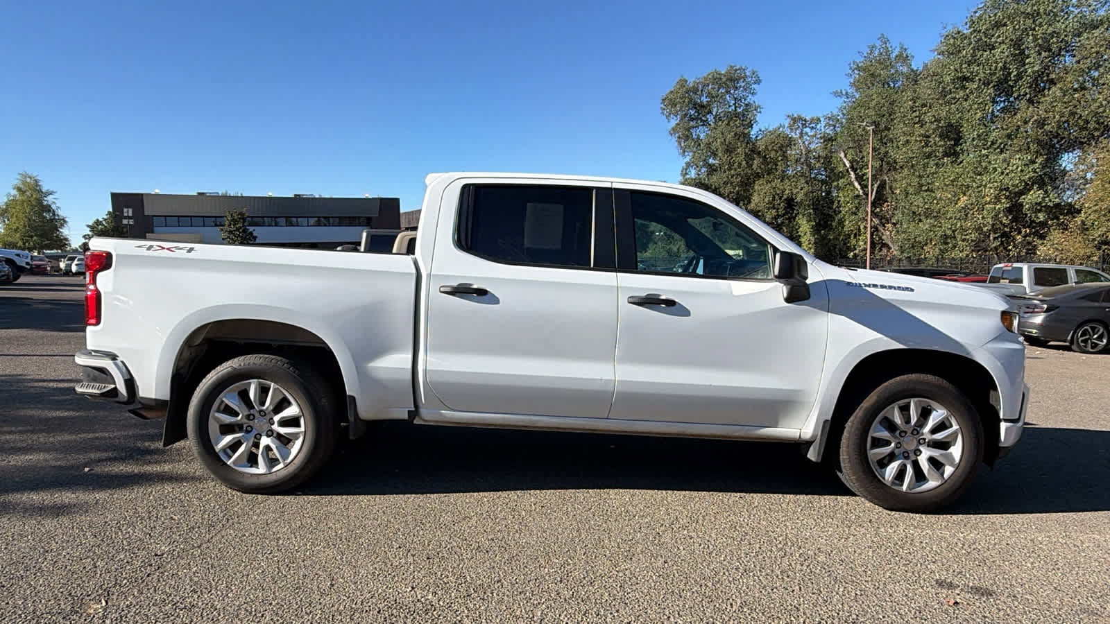 Used 2021 Chevrolet Silverado 1500 Custom AWD/4WD image 4