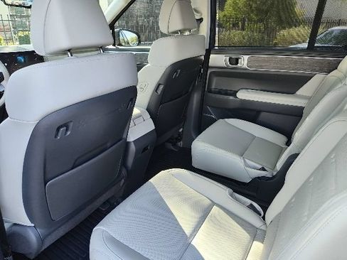 Used 2025 Hyundai Santa Fe Calligraphy FWD image 26