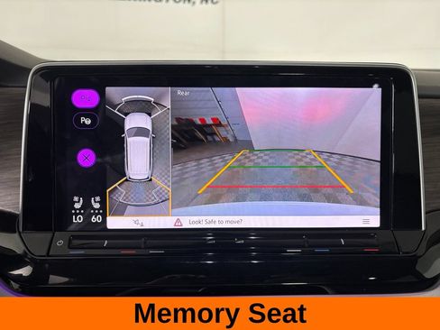 Used 2024 Volkswagen Atlas SEL Premium R-Line AWD/4WD image 19