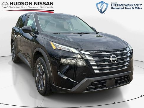 New 2026 Nissan Rogue SV FWD image 1