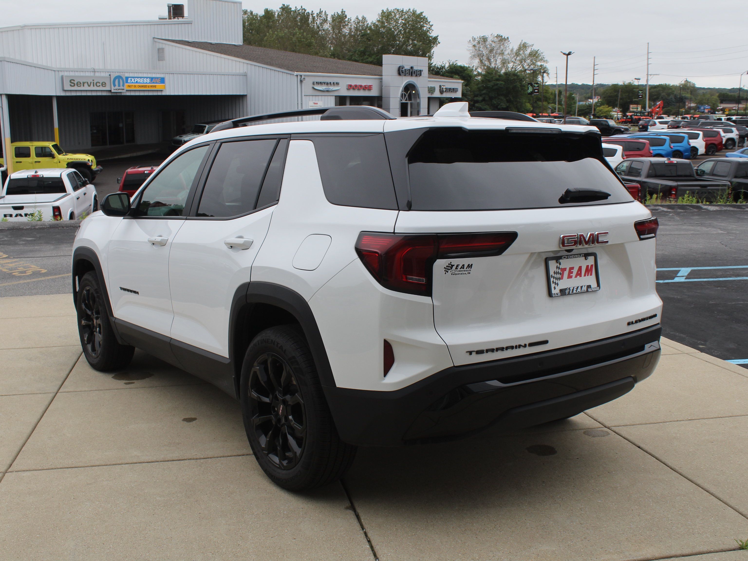 Used 2026 GMC Terrain Elevation w/ Elevation Premium Package AWD/4WD image 8