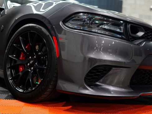 Used 2017 Dodge Charger SRT Hellcat w/ Harman/Kardon Audio Group image 4