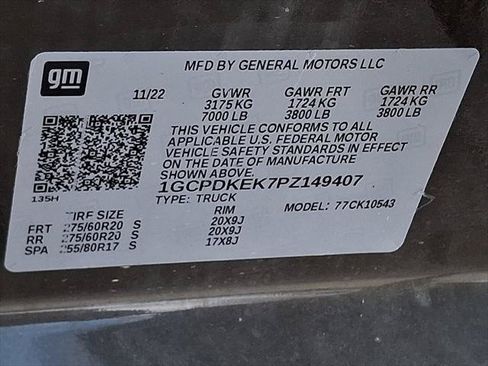 Used 2023 Chevrolet Silverado 1500 LT AWD/4WD image 29
