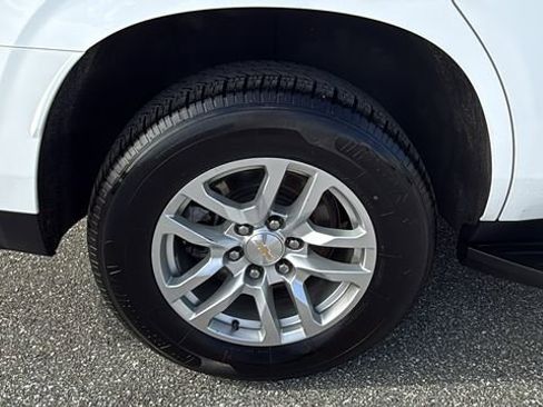 Used 2024 Chevrolet Tahoe LT image 11