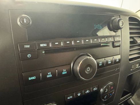 Used 2011 Chevrolet Silverado 1500 LT w/ All-Star Edition image 17