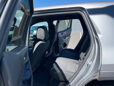 Used 2025 Chevrolet Equinox LT FWD image 21