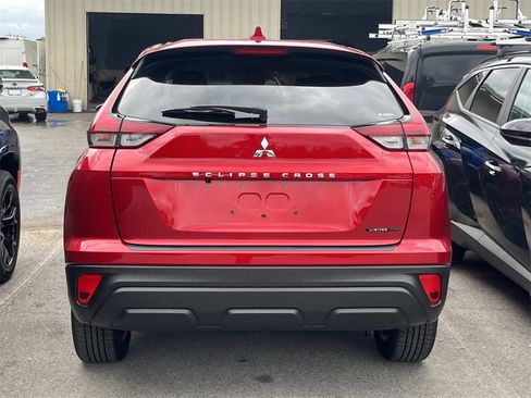 New 2026 Mitsubishi Eclipse Cross LE image 2