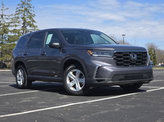Used 2023 Honda Pilot LX video 2