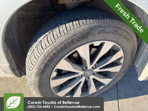 Used 2016 Subaru Outback 2.5i Limited image 17