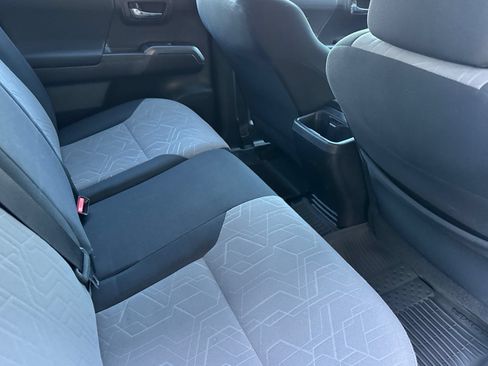 Certified 2023 Toyota Tacoma TRD Sport w/ Advanced Technology Package AWD/4WD image 18