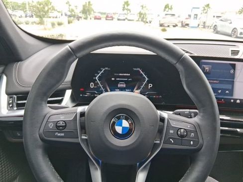 Used 2025 BMW X1 xDrive28i AWD/4WD image 8
