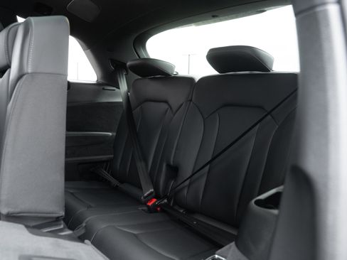 Used 2025 Audi Q7 3.0T Premium Plus w/ Premium Plus Package image 30