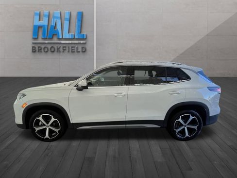 New 2026 Volkswagen Tiguan SE image 2