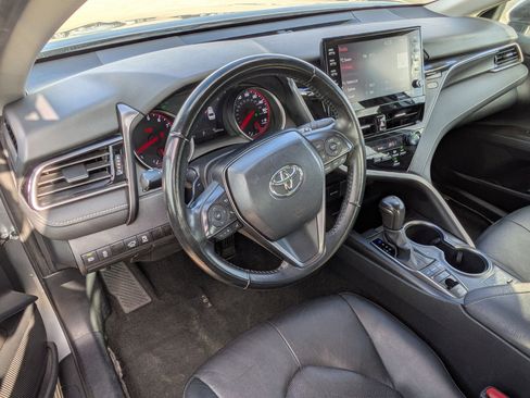 Used 2023 Toyota Camry XSE image 13
