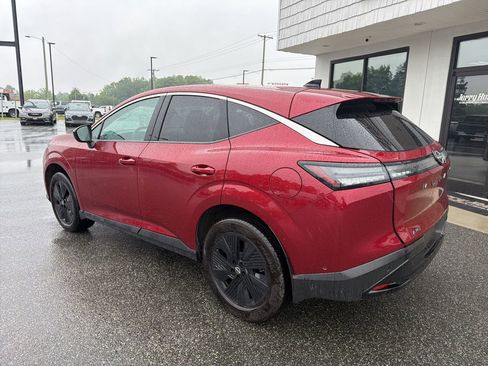 Used 2025 Nissan Murano SV AWD/4WD image 6