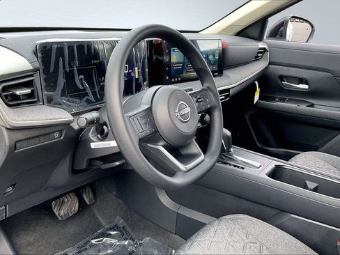 New 2026 Nissan Kicks SV image 7