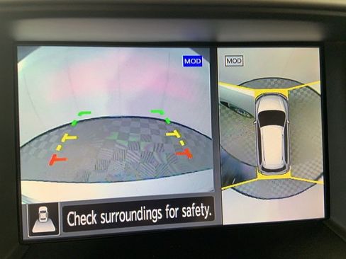 Used 2019 Nissan Pathfinder SL image 13
