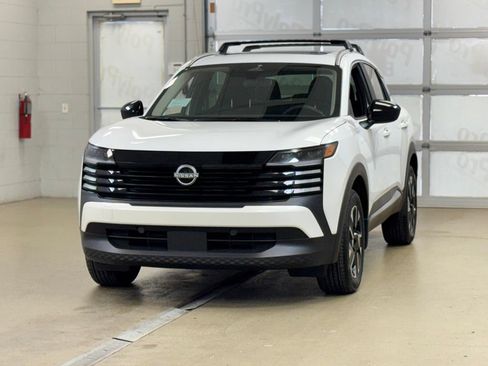 New 2026 Nissan Kicks SV w/ SV Premium Package AWD/4WD image 3