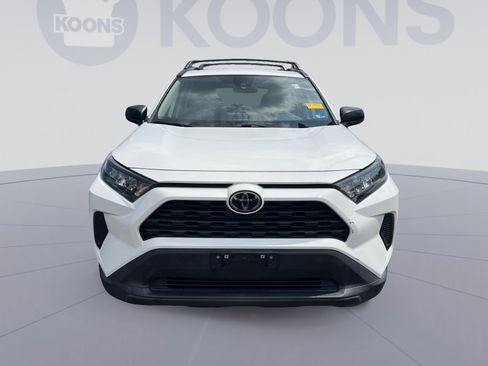 Used 2021 Toyota RAV4 LE AWD/4WD image 7