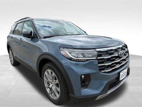 New 2026 Ford Explorer Active w/ Active Comfort Package AWD/4WD image 10