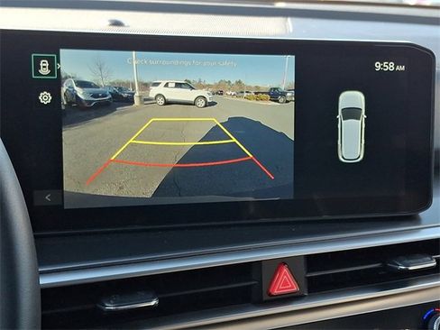 Used 2025 Kia Sorento S w/ Panoramic Sunroof Package image 20