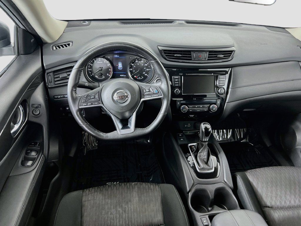 Used 2019 Nissan Rogue SV w/ Premium Package AWD/4WD image 21