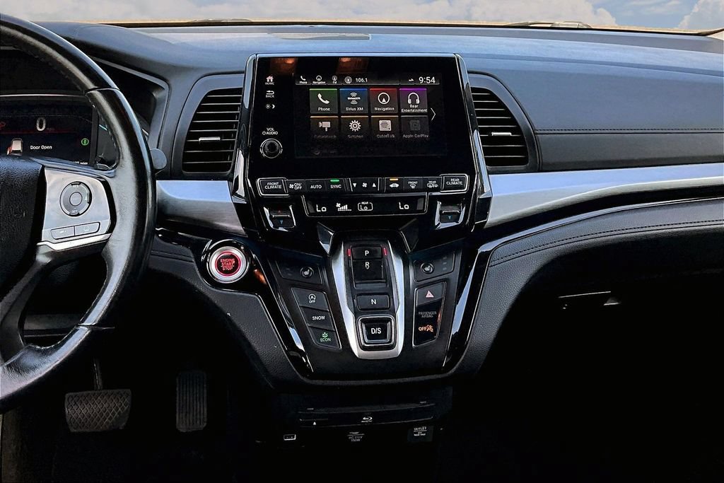 Used 2023 Honda Odyssey Touring image 9