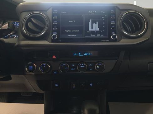 Used 2023 Toyota Tacoma TRD Off-Road image 19