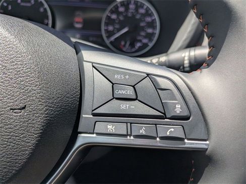 New 2025 Nissan Sentra SR w/ Trunk Package image 17