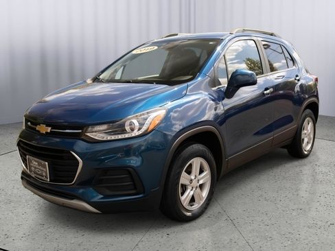 Used 2019 Chevrolet Trax LT w/ Driver Confidence Package AWD/4WD image 17