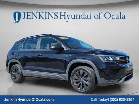 Used 2022 Volkswagen Taos S FWD image 1