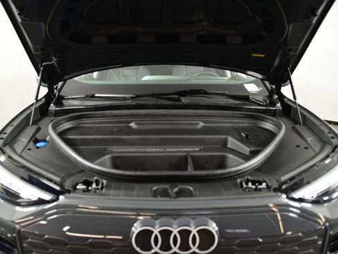 Certified 2025 Audi Q6 e-tron Premium Plus w/ Premium Plus image 17