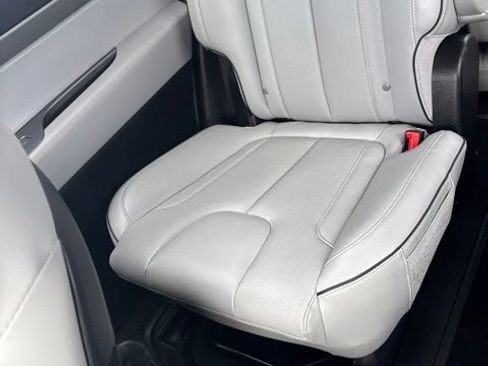 Used 2024 Hyundai Palisade SEL AWD/4WD image 24