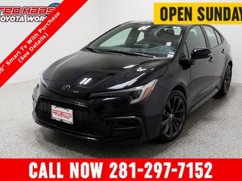 Used 2025 Toyota Corolla SE image 1