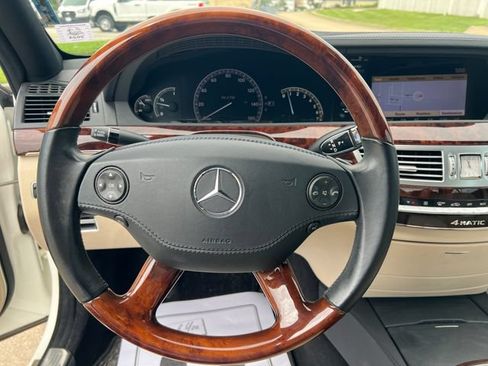 Used 2009 Mercedes-Benz S 550 4MATIC image 13