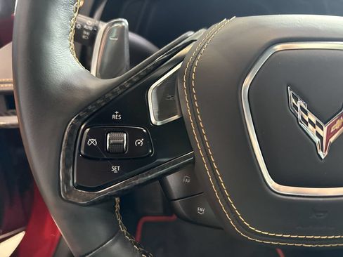 Used 2022 Chevrolet Corvette Stingray Premium Conv w/ Z51 Performance Package RWD image 21
