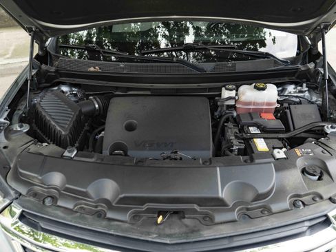 Used 2023 Chevrolet Traverse LS FWD image 41