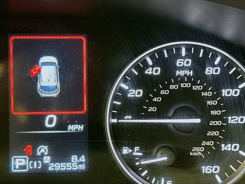 Used 2024 Subaru Crosstrek 2.0i Premium image 19