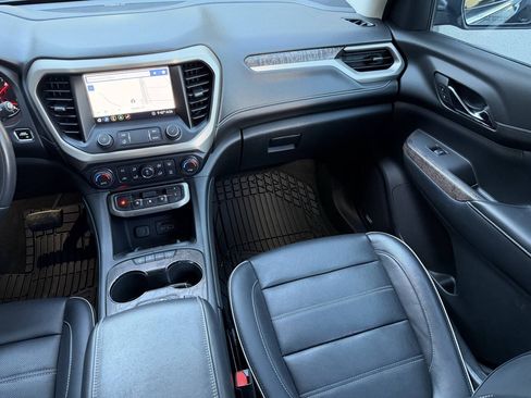 Used 2020 GMC Acadia Denali w/ Technology Package AWD/4WD image 24