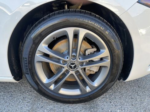 Used 2020 Mercedes-Benz A 220 image 23