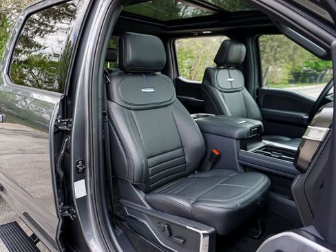 Used 2026 Ford F450 Platinum AWD/4WD image 34