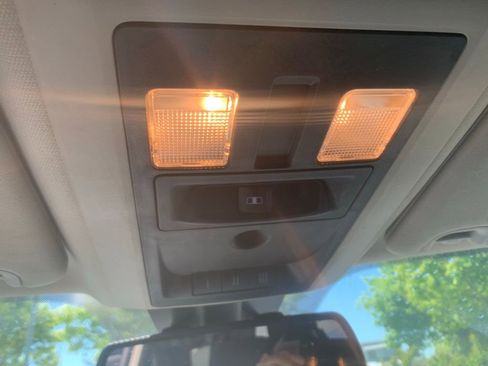 Used 2016 RAM 1500 Big Horn w/ Heated Seats & Wheel Group AWD/4WD image 19
