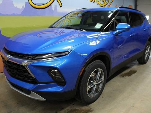 Certified 2024 Chevrolet Blazer LT w/ Convenience Package FWD image 8