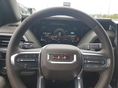 New 2026 GMC Yukon Elevation image 20