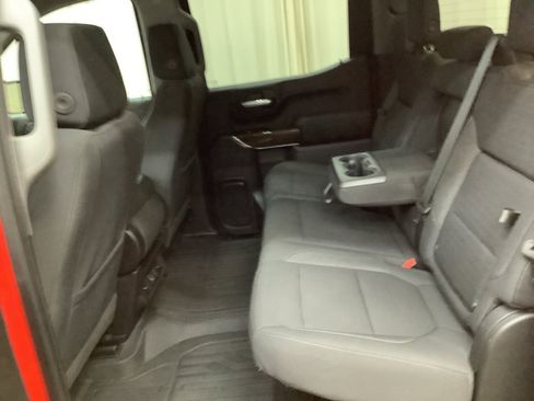 Used 2020 GMC Sierra 1500 Elevation w/ Elevation Value Package image 28