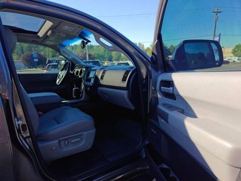 Used 2014 Toyota Sequoia Limited AWD/4WD image 25
