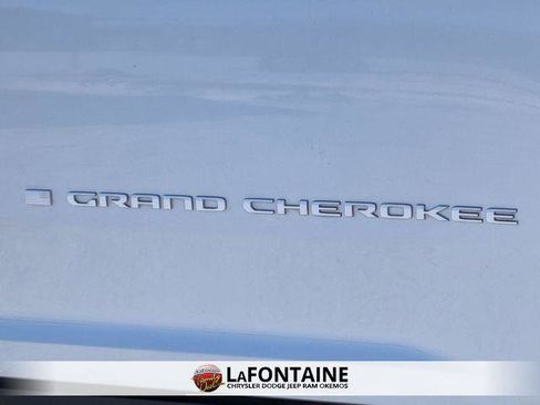 Certified 2024 Jeep Grand Cherokee L Limited w/ Luxury Tech Group II image 10