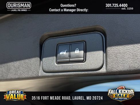 Used 2025 Nissan Rogue SV AWD/4WD image 16